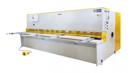 Hydraulické gilotinové nůžky CHS